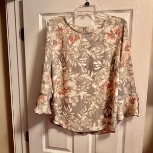 Violet & Claire Floral Blouse - Cream and Coral